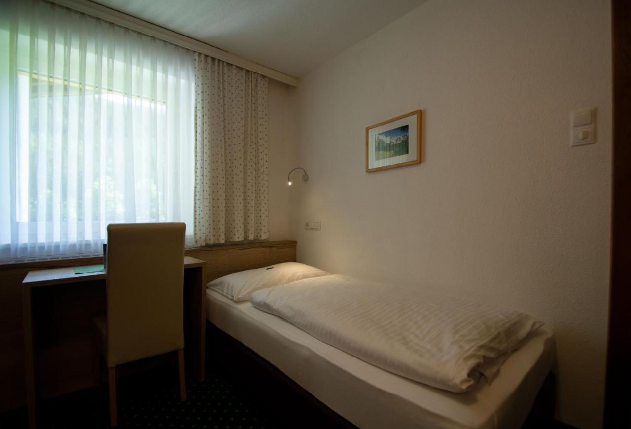 Essl In Filzmoos Hotel ภายนอก รูปภาพ