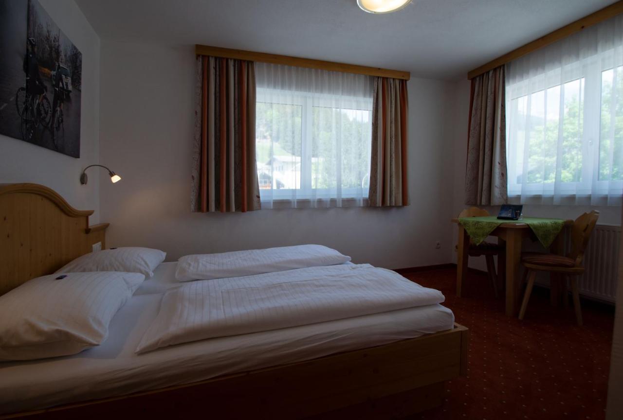 Essl In Filzmoos Hotel ภายนอก รูปภาพ