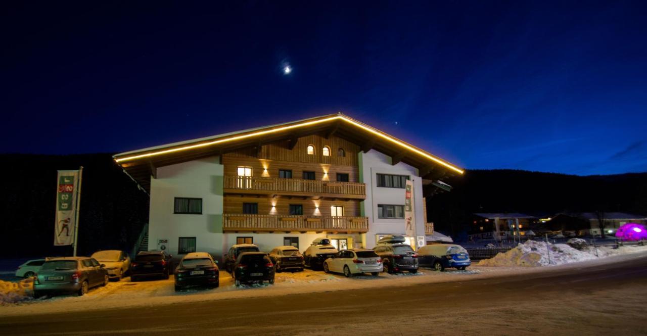 Essl In Filzmoos Hotel ภายนอก รูปภาพ