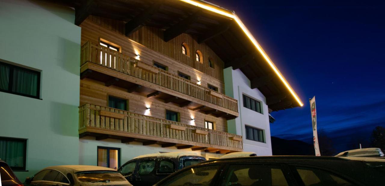 Essl In Filzmoos Hotel ภายนอก รูปภาพ