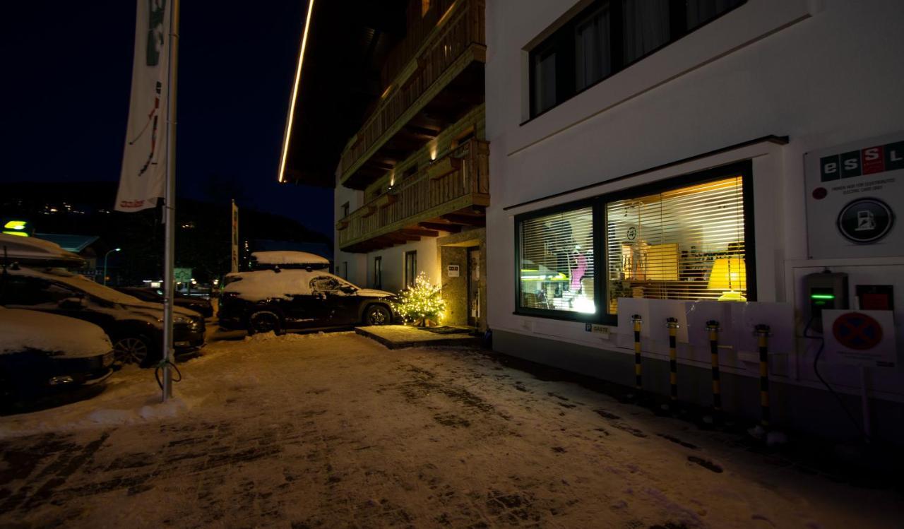 Essl In Filzmoos Hotel ภายนอก รูปภาพ